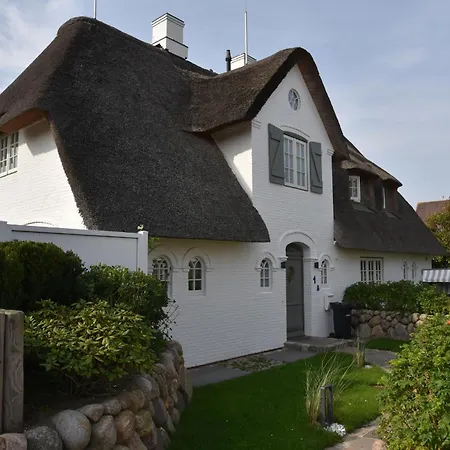Holiday home Strandhafer Ht 2 Wenningstedt-Braderup